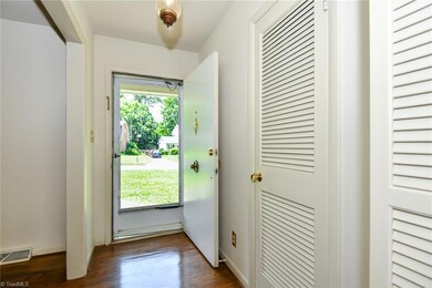 1508 Valleymede Rd, Greensboro, NC 27410 - photo 5