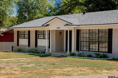 1022 1022 Beechwood Dr, Tyler, TX 75701 - photo 2