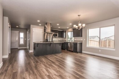 2458 SW Newberry Loop, Redmond, OR 97756 - photo 6