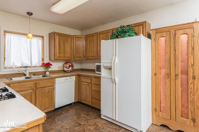 4780 Newcastle Way Anchorage-large-019-K