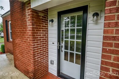 2530 Simonton Rd, Statesville, NC 28625 - photo 5