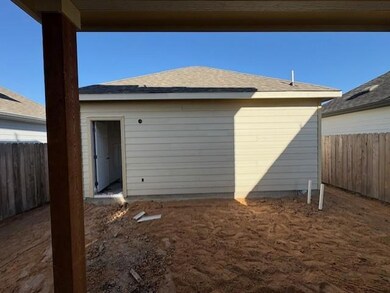 526 Ansley Ct, Taylor, TX 76574 - photo 6