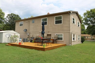 3450 Elizabeth St, Columbus, IN 47203 - photo 2