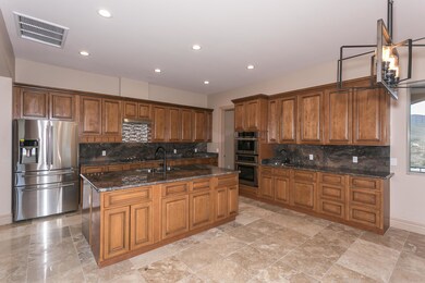 009_Kitchen