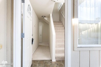 EntryWay_DMD_CorinneGraves_1033-SMALL