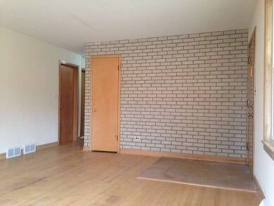 9956 Agatite Ct, Schiller Park, IL 60176 - photo 5