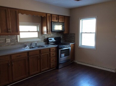 903 N Melching Dr, Ossian, IN 46777 - photo 4