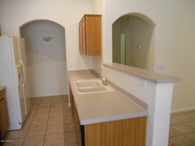 Open Bright & Oh so Clean Kitchen!