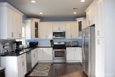 165 Beech St, Fords, NJ 08863 - photo 4