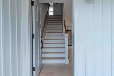 6 Lillian Ct, Warwick, RI 02886 - photo 3