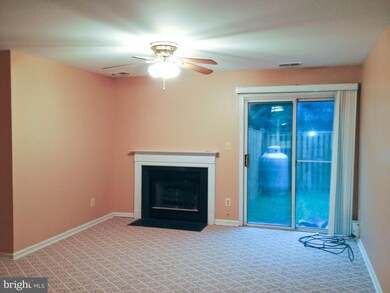 16302 Taconic Cir, Dumfries, VA 22025 - photo 5