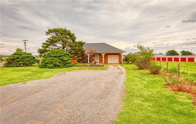 4715 E 3rd St, Elk City, OK 73644 - photo 3