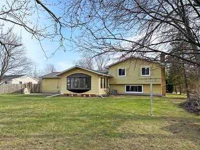2565 Carlton-11 (1)