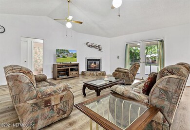 10022 Bradley Rd, Jacksonville, FL 32246 - photo 3