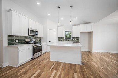 106 Hickory St, Perry, KS 66073 - photo 7