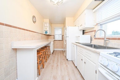 3237 Wardall Ave, Cincinnati, OH 45211 - photo 7