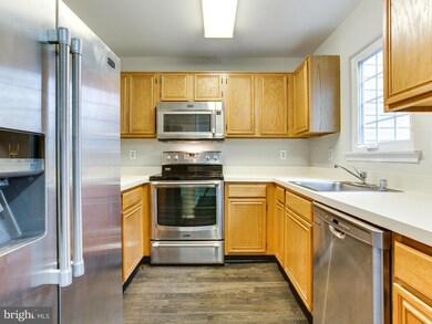 6216 William Mosby Dr, Centreville, VA 20121 - photo 7