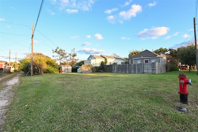 1314 42nd St, Galveston, TX 77550 - photo 5