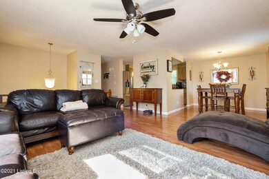 8214 Laurel Grove Ct, Louisville, KY 40228 - photo 7