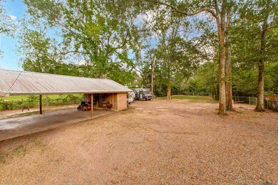 32374 Plainview Rd, Denham Springs, LA 70706 - photo 7