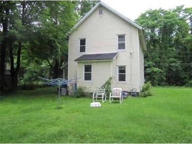 634 Riverside Dr, Florence, MA 01062 - photo 4