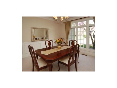 9516 Pine St, Lenexa, KS 66220 - photo 3