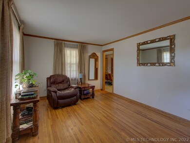 402 W Detroit St, Broken Arrow, OK 74012 - photo 2