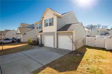 2557 Courtland Dr, Clover, SC 29710 - photo 2
