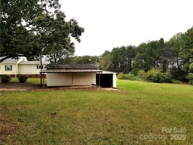 496 Brawley School Rd, Mooresville, NC 28117 - photo 3
