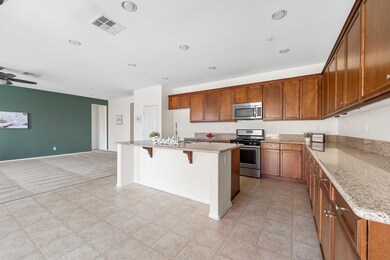 3410 Arrowhead Ct, Rosamond, CA 93560 - photo 7