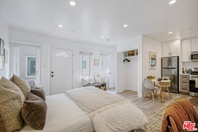 1217 9th St unit 9, Santa Monica, CA 90401 - photo 7