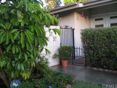 798C Via Los Altos unit C, Laguna Woods, CA 92637 - photo 2