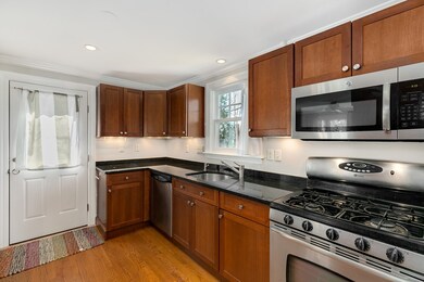 29 Wyoming Rd, Newtonville, MA 02460 - photo 7