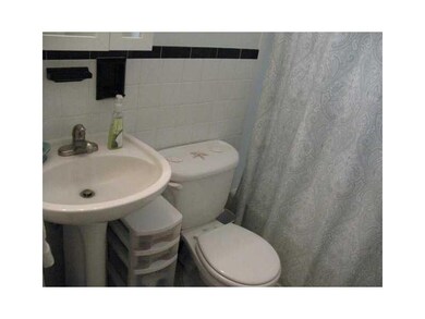 Full Bath.