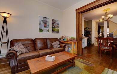 Occupied_Unit-_Living_Room[1]