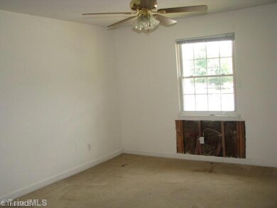 2350 Bay Meadows Ct unit J, Winston Salem, NC 27103 - photo 6