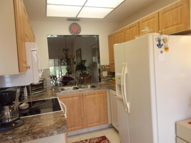 PASS THROUGH TO DINING AREA