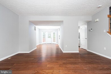 8847 Harkate Way, Randallstown, MD 21133 - photo 6