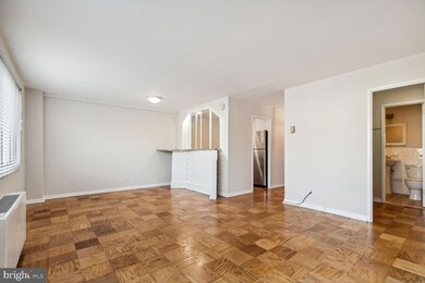 Park Sutton Condominiums unit 403, Silver Spring, MD 20910 - photo 3