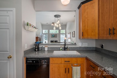 1648 Backcreek Ln, Gastonia, NC 28054 - photo 6