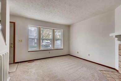 994 Annagladys Dr Columbus OH-small-005-