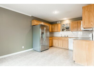 7503 Anderson St, Shawnee, KS 66227 - photo 5