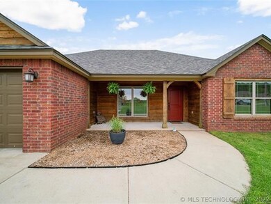 19507 S Coyote Dr, Claremore, OK 74019 - photo 5