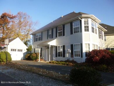 130 Hamlet Ct, Toms River, NJ 08753 - photo 2