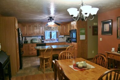 10 Partridge Hill Rd, Dudley, MA 01571 - photo 4