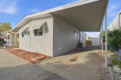 415 N Akers St unit 47, Visalia, CA 93291 - photo 3