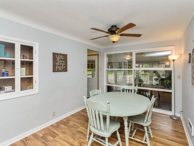 1124 20th St SW, Cedar Rapids, IA 52404 - photo 4