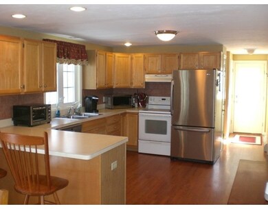 17 Mt Pleasant St, Oxford, MA 01540 - photo 2
