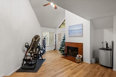 2307 Balsam Dr unit L205, Arlington, TX 76006 - photo 3