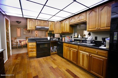 iona kitchen